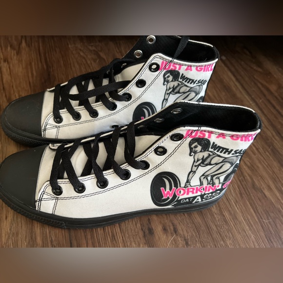 Workout Shoes - Picture 2 of 2